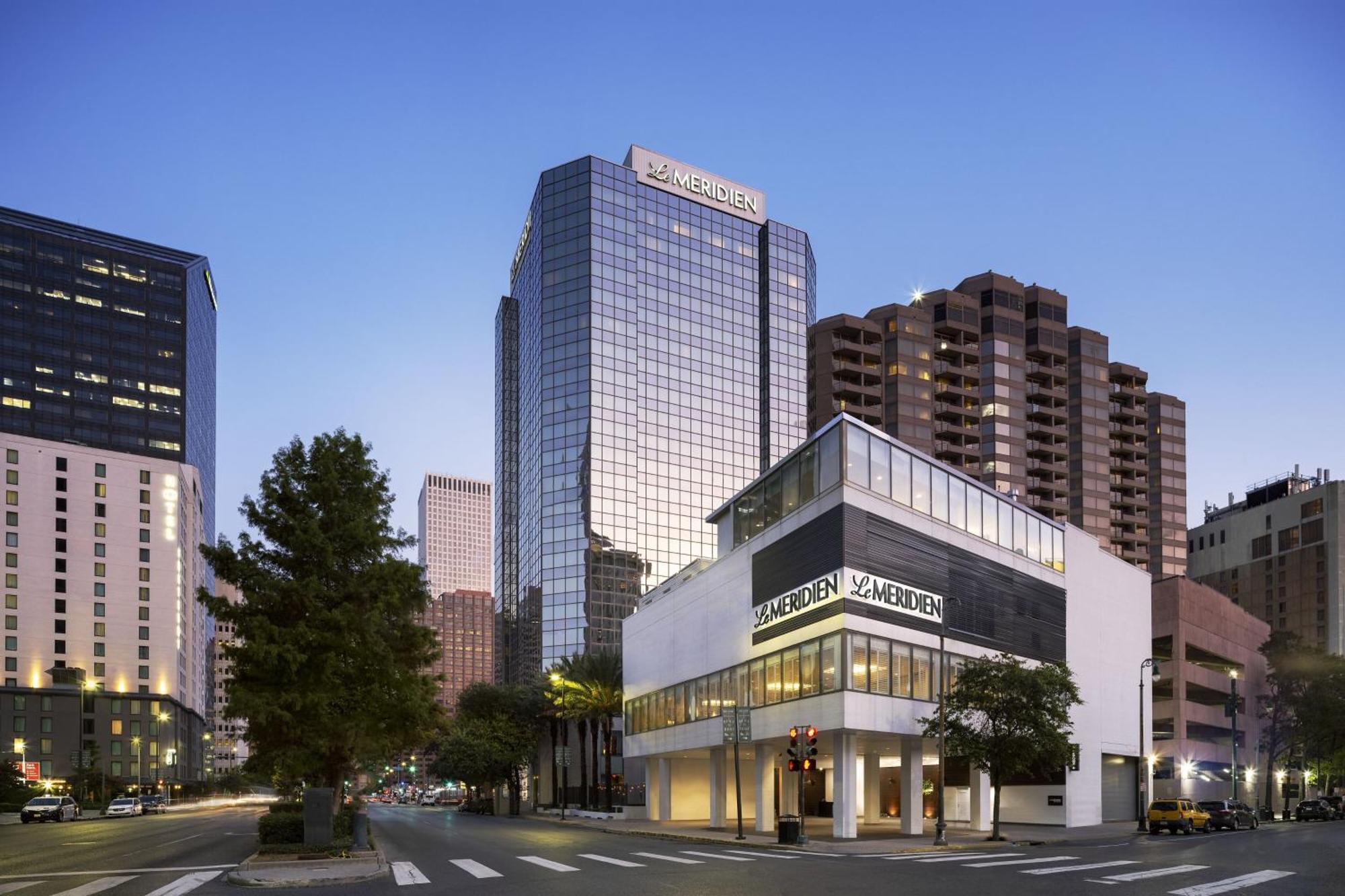 Le Meridien New Orleans Hotel Exterior photo